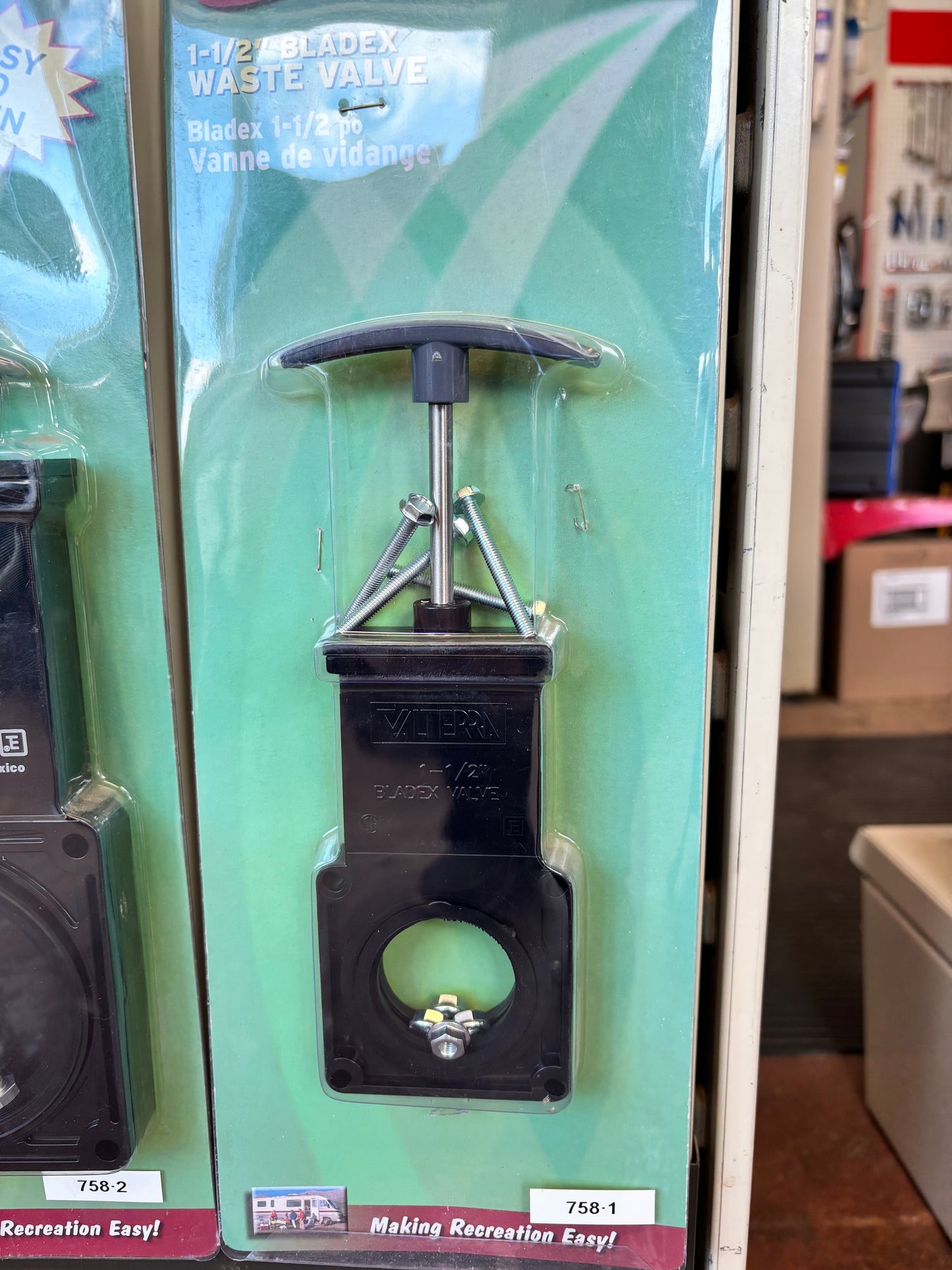 Valve, waste valve
